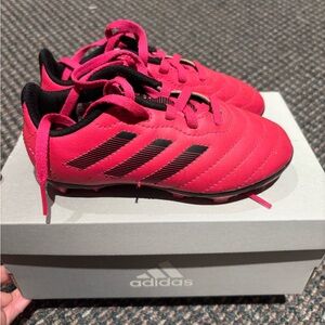 Adidas Red and Black Sneakers Sleek Design